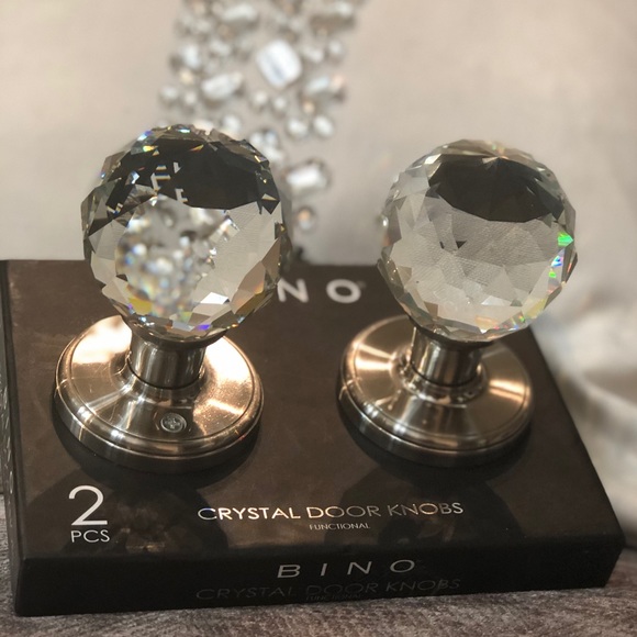 Tahari Other - ❤️🥰 HOST PICK‼️CRYSTAL DOORKNOBS 😍❤️HOST POCK🙏